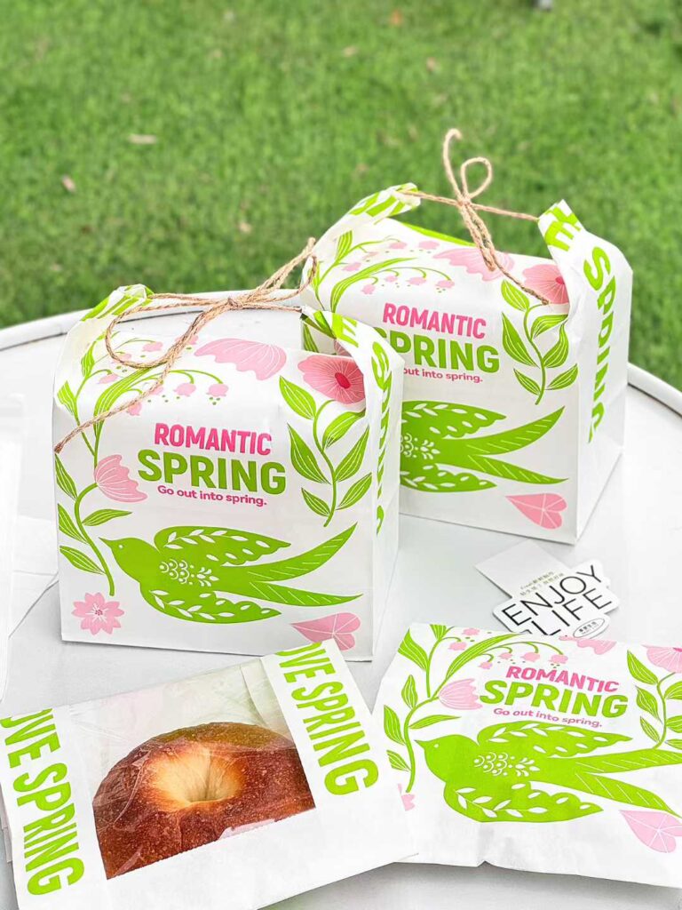 Bulk Wholesale Spring Bread Bags with Branded Print